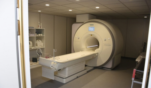 Magnetická rezonance v Náchodě začne sloužit pacientům