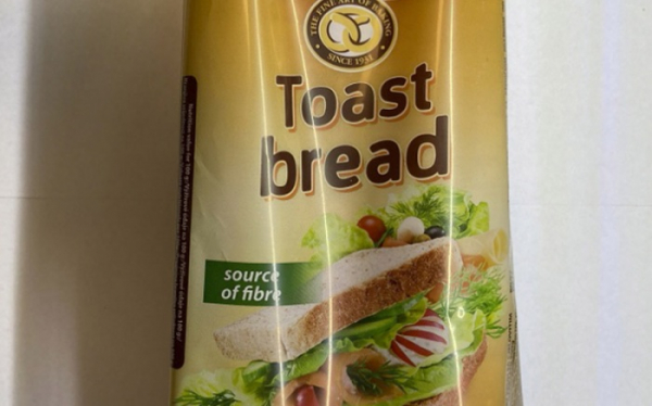 Potravinářská inspekce varuje před toustovým chlebem z Polska, obsahuje kovové střepy
