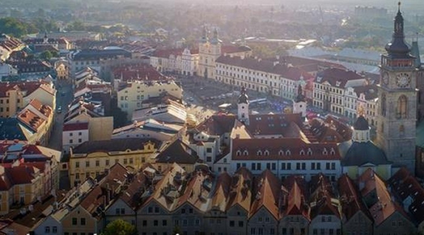 Objekt Pražská 559 v Hradci Králové se mění na sociální bydlení